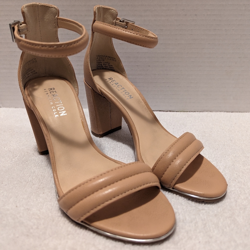 Kenneth Cole Reaction Lolita Heels Size 4